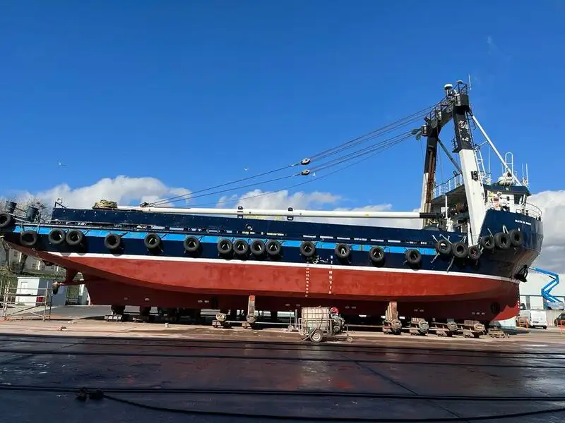 Kapal reefer kanggo didol