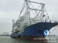 Kapal jigger cumi-cumi kanggo didol
