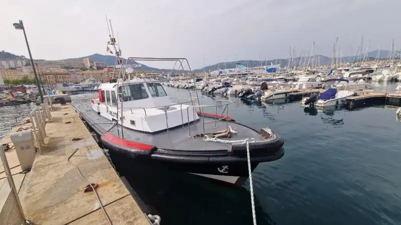 Kapal pilot kanggo didol