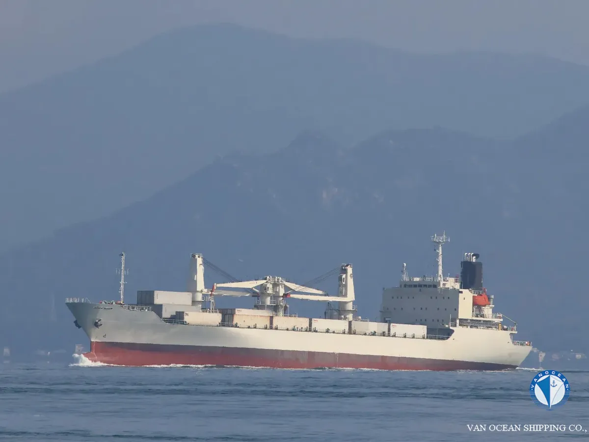 Kapal reefer kanggo didol