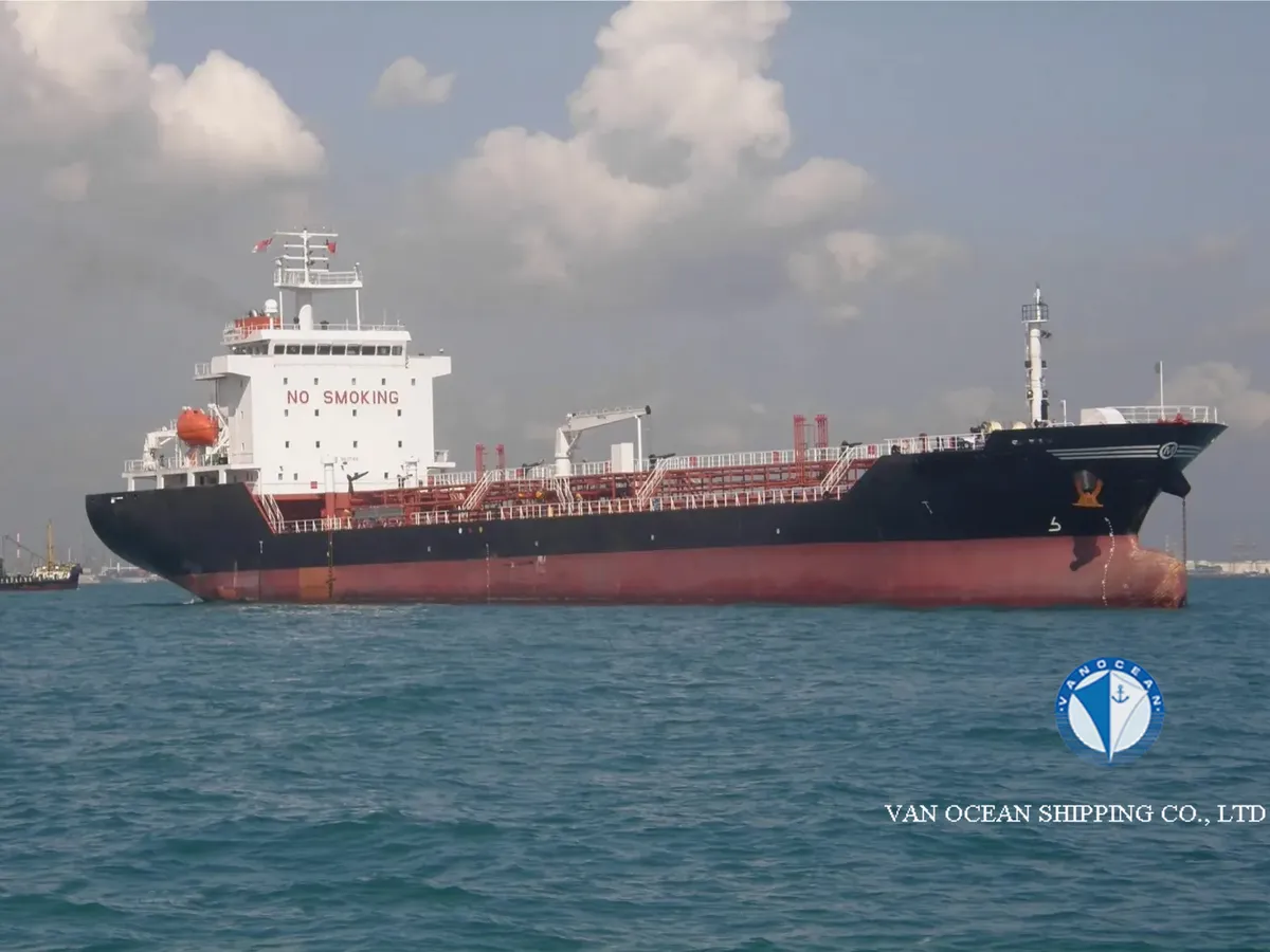 Kapal tanker minyak/bahan kimia kanggo didol