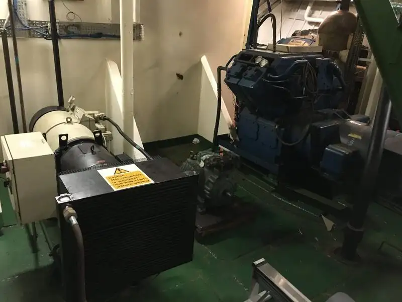 Kapal riset kanggo didol