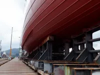 Kapal longliner kanggo didol