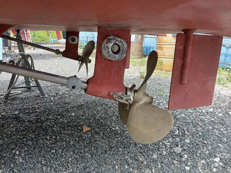Kapal kerja kanggo didol