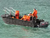 Kapal kontainer kanggo didol