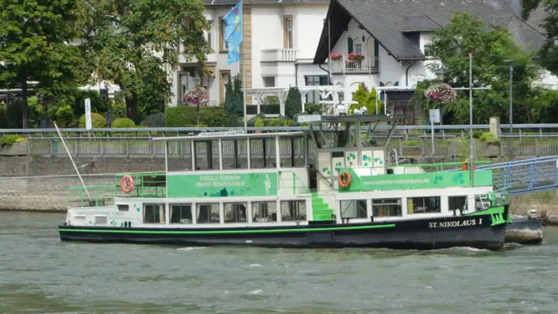 Kapal penumpang kanggo didol