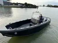 Kapal patroli kanggo didol