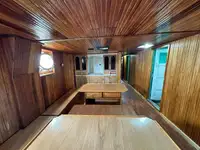 Kapal trawler kanggo didol