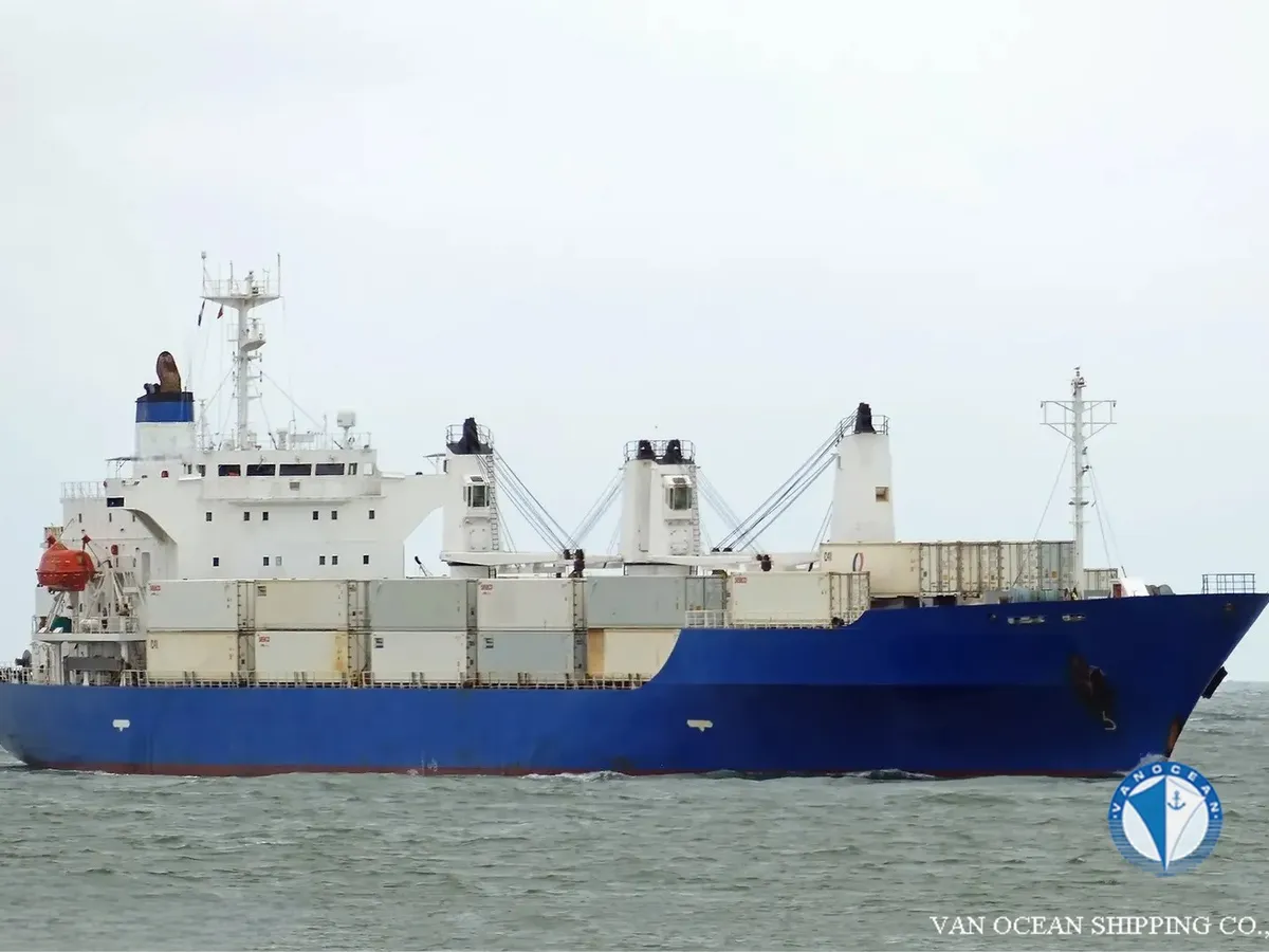 Kapal reefer kanggo didol