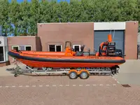 Kapal kontainer kanggo didol