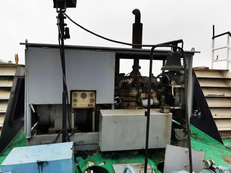Kapal dredger kanggo didol