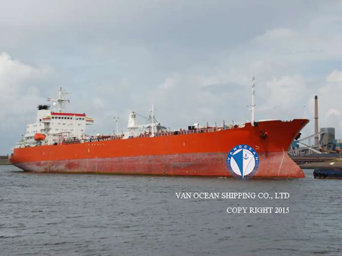 Kapal tanker minyak/bahan kimia kanggo didol