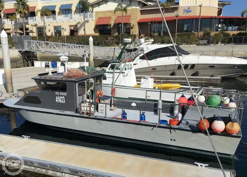 Kapal trawler kanggo didol
