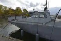 Kapal angkatan laut / militer kanggo didol