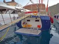 Yacht kanggo didol