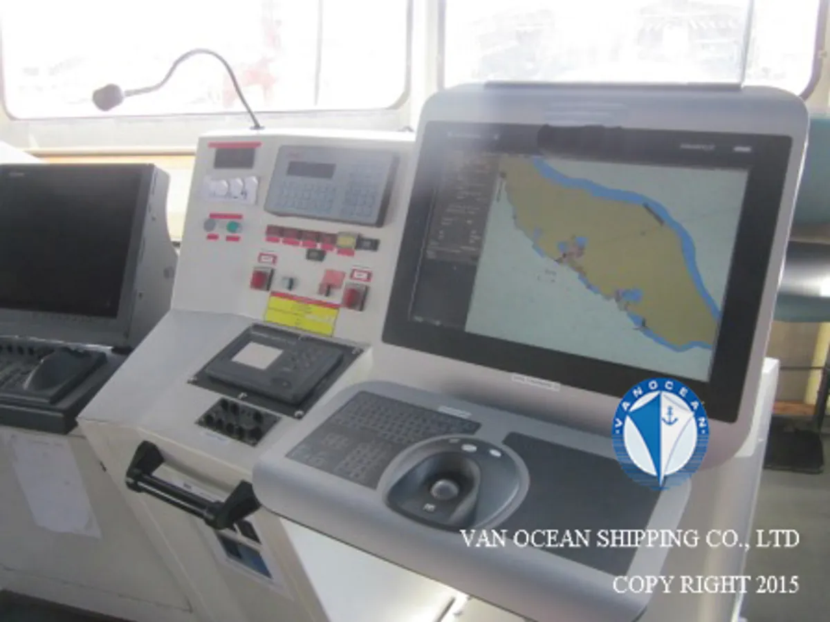 Kapal tanker minyak/bahan kimia kanggo didol