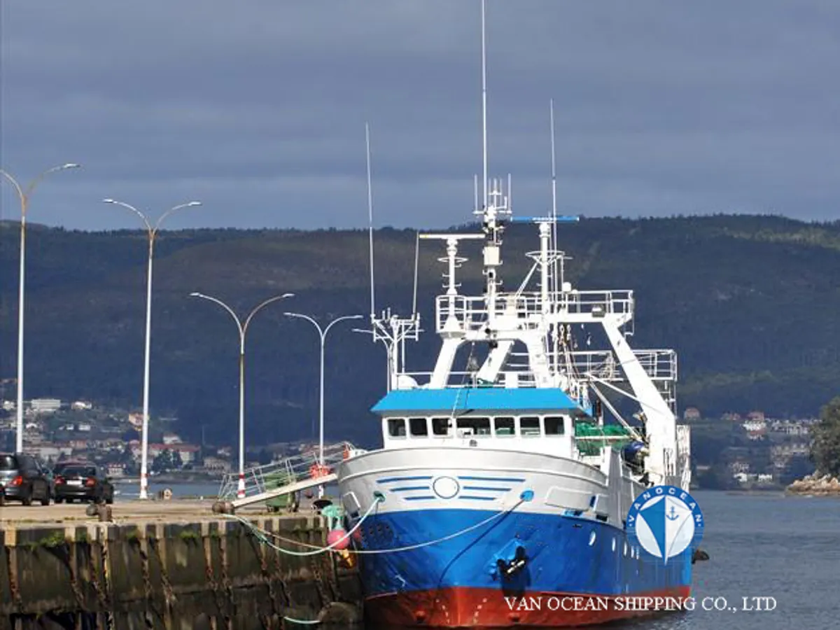 Kapal trawler kanggo didol