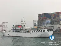 Kapal longliner kanggo didol