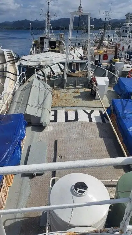 Kapal longliner kanggo didol