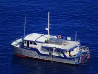 Kapal survey kanggo didol