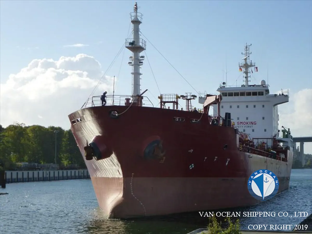 Kapal tanker minyak/bahan kimia kanggo didol