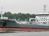 Kapal tanker minyak/bahan kimia kanggo didol
