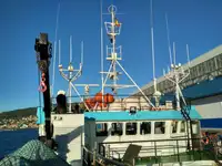 Kapal trawler kanggo didol