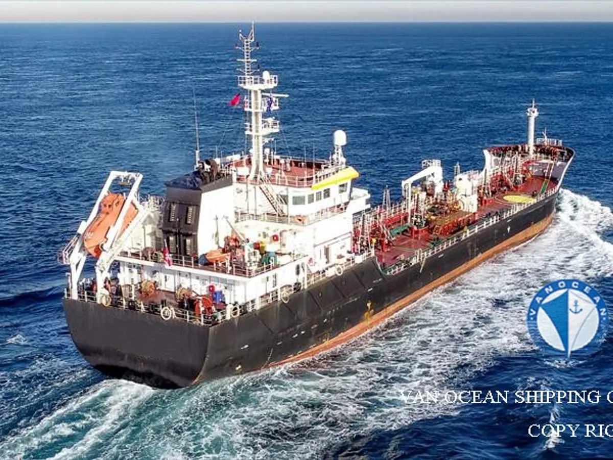 Kapal tanker minyak/bahan kimia kanggo didol