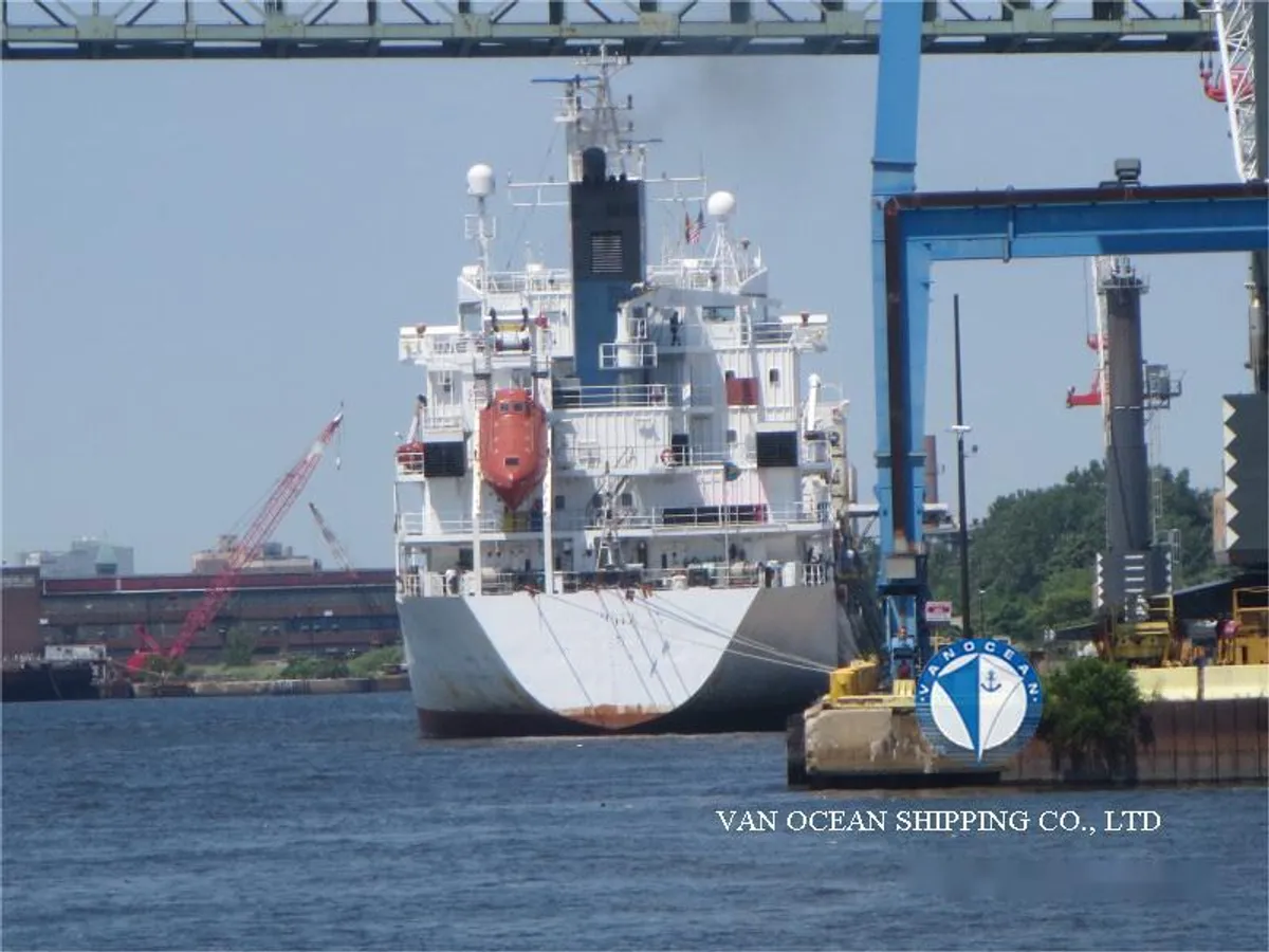 Kapal reefer kanggo didol