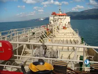 Kapal tanker minyak/bahan kimia kanggo didol