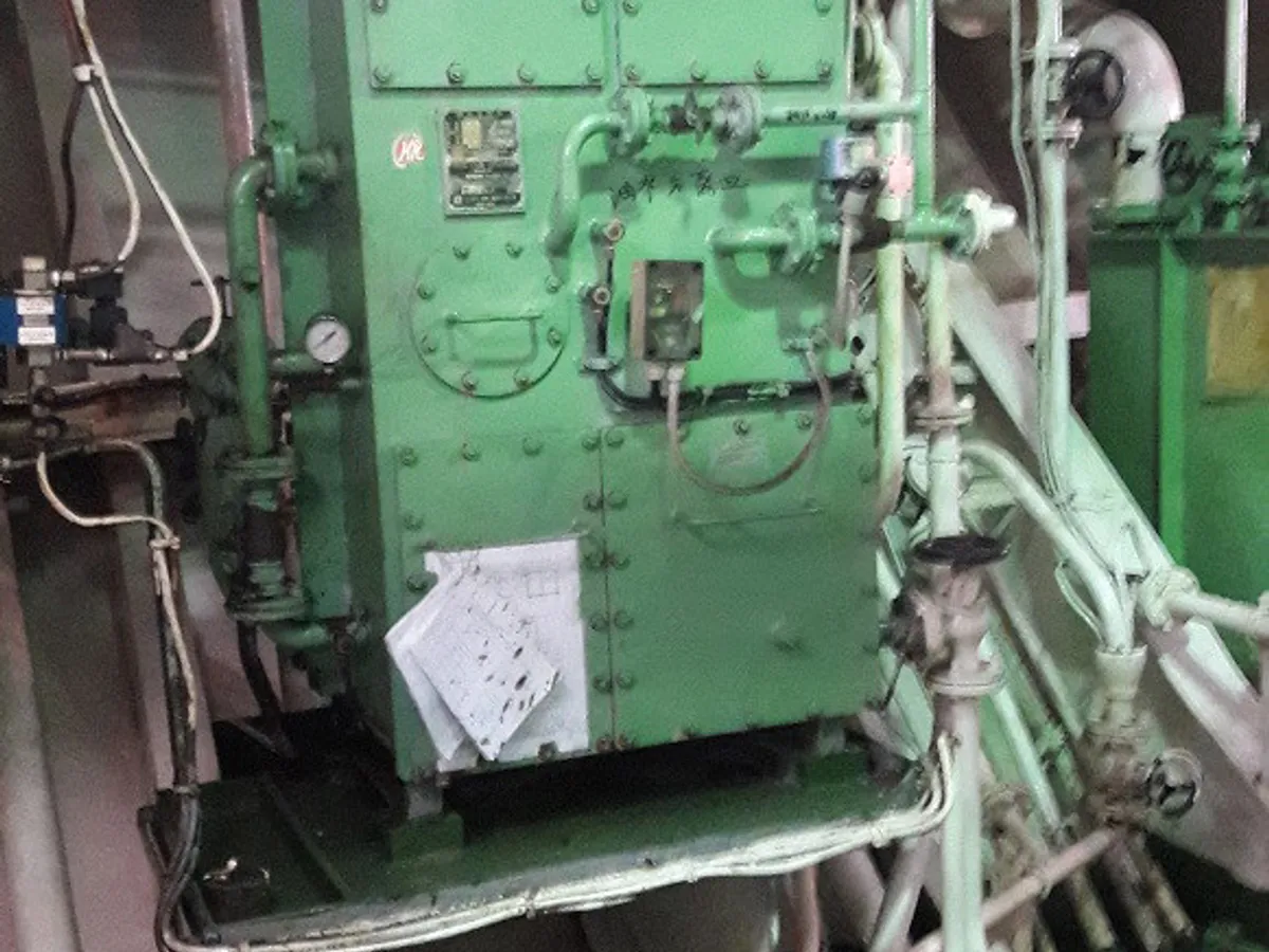 Kapal tanker minyak/bahan kimia kanggo didol