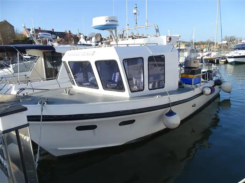 Kapal trawler kanggo didol