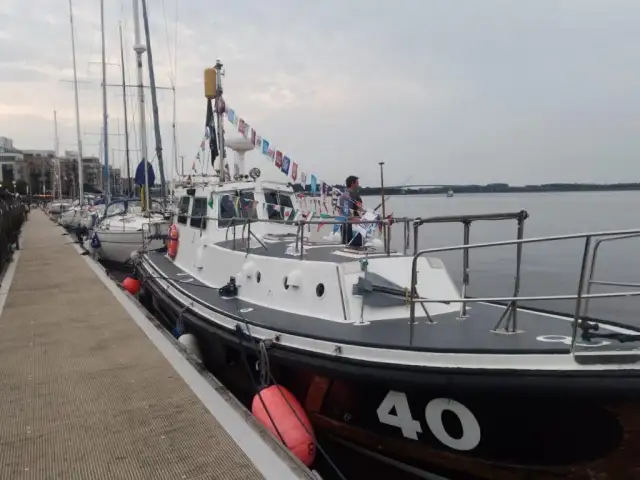 Kapal pilot kanggo didol