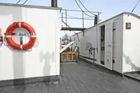 Kapal feri kanggo didol