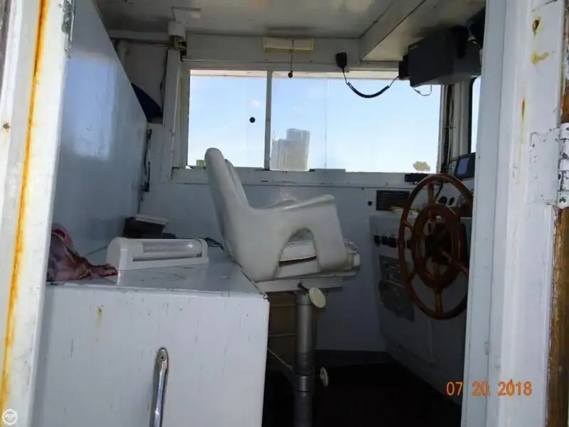 Kapal cutter kanggo didol