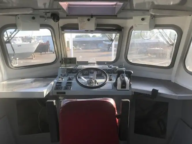 Kapal survei kanggo didol