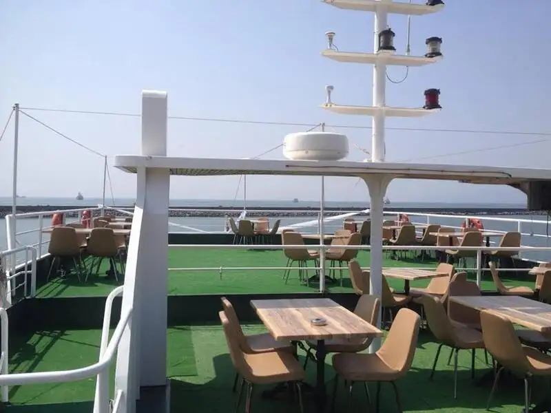 Kapal restoran kanggo didol