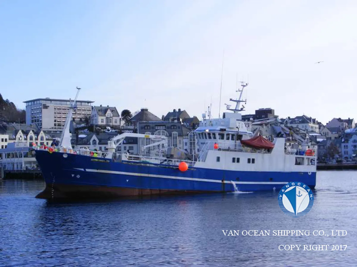 Kapal purse seiner kanggo didol