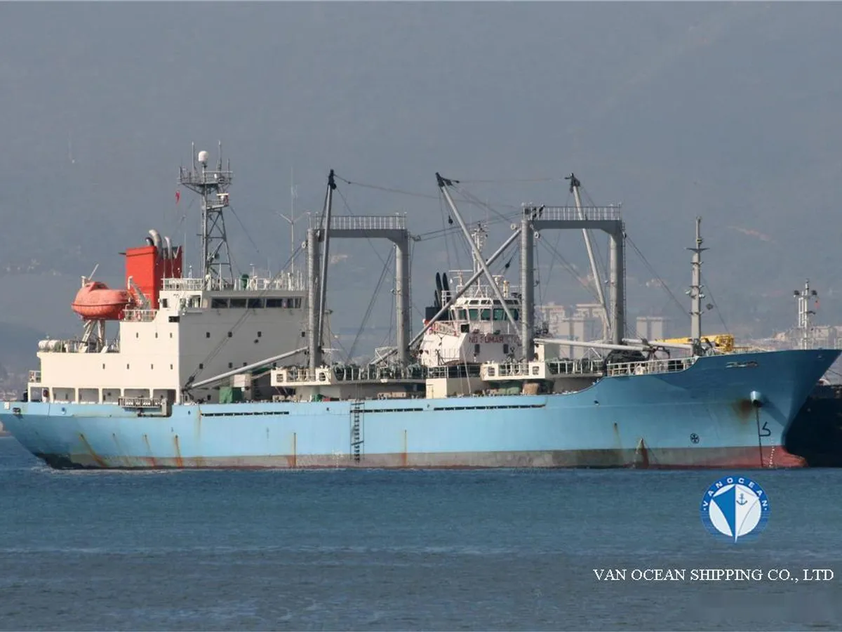 Kapal reefer kanggo didol