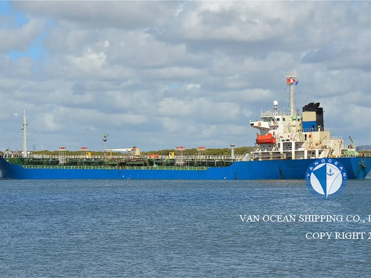 Kapal tanker minyak/bahan kimia kanggo didol