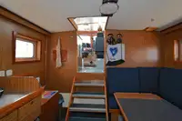 Kapal survei kanggo didol