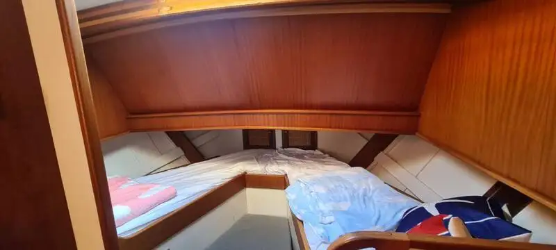 Kapal tanker minyak/bahan kimia kanggo didol