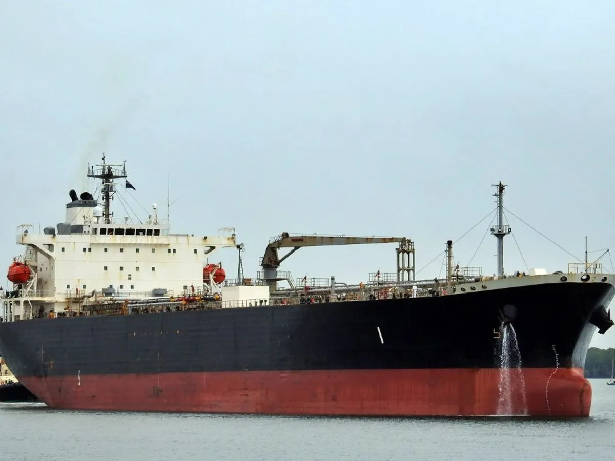Kapal tanker minyak/bahan kimia kanggo didol