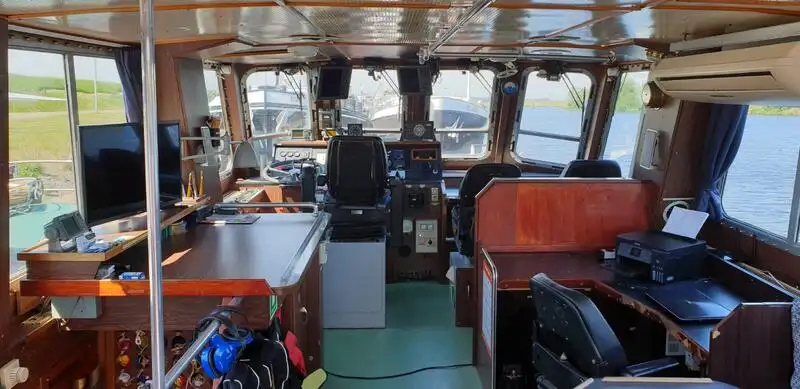 Kapal patroli kanggo didol