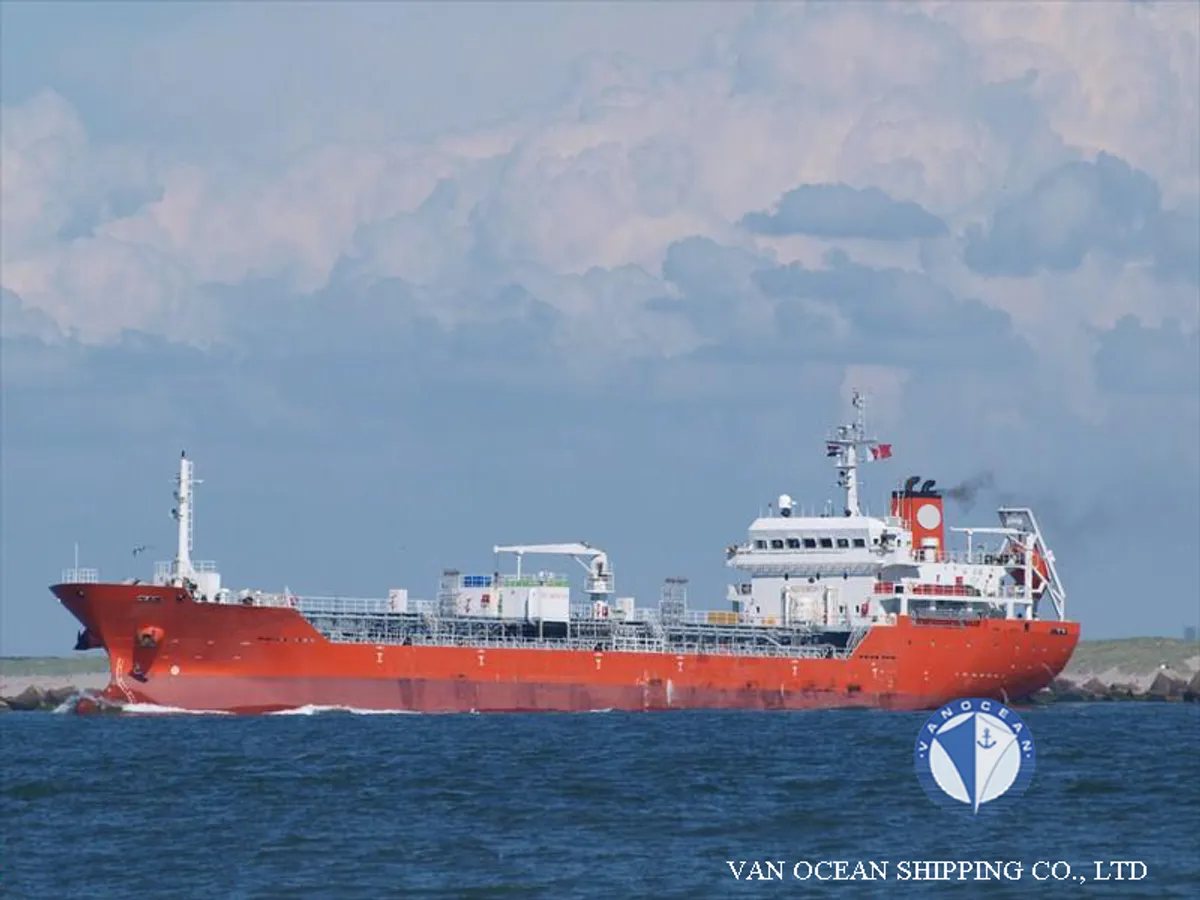 Kapal tanker minyak/bahan kimia kanggo didol