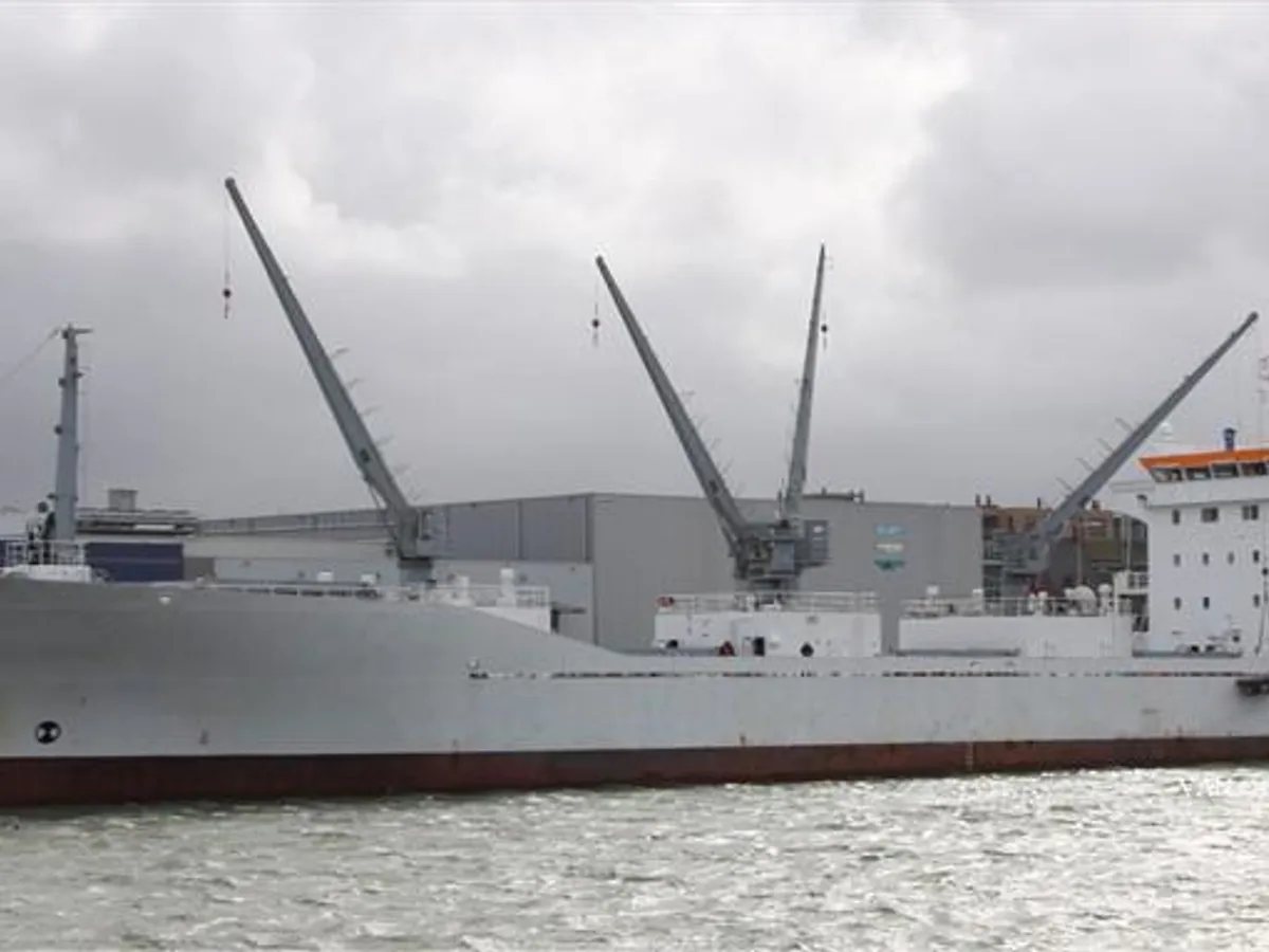 Kapal reefer kanggo didol