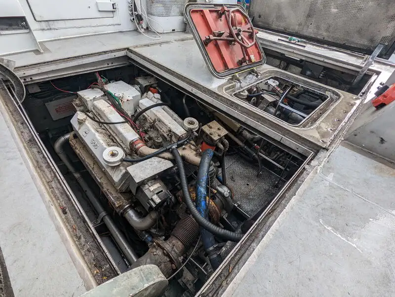 Kapal kerja kanggo didol