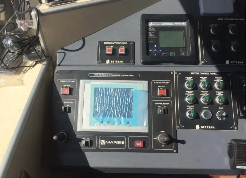 Kapal kerja kanggo didol
