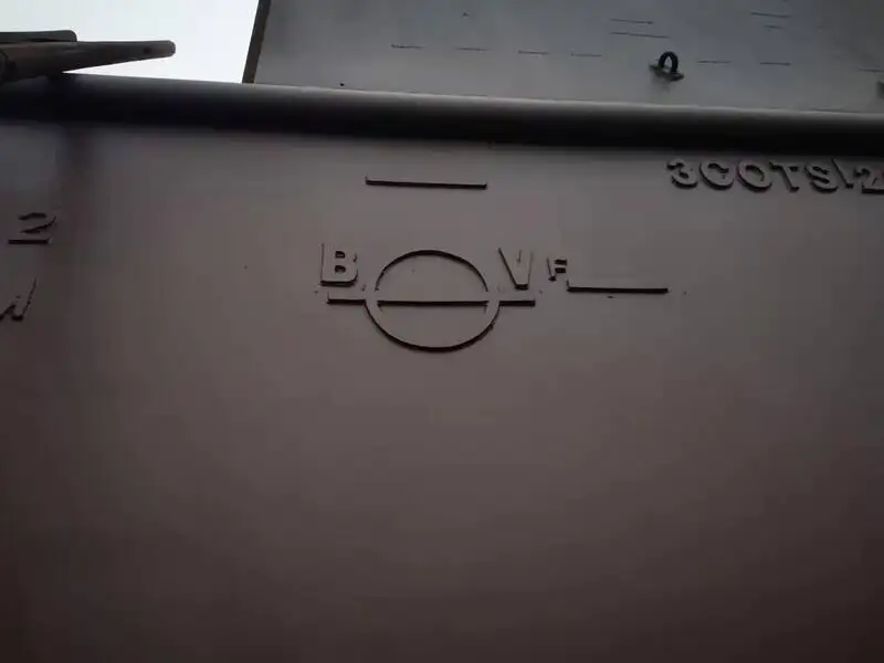Kapal tanker minyak/bahan kimia kanggo didol