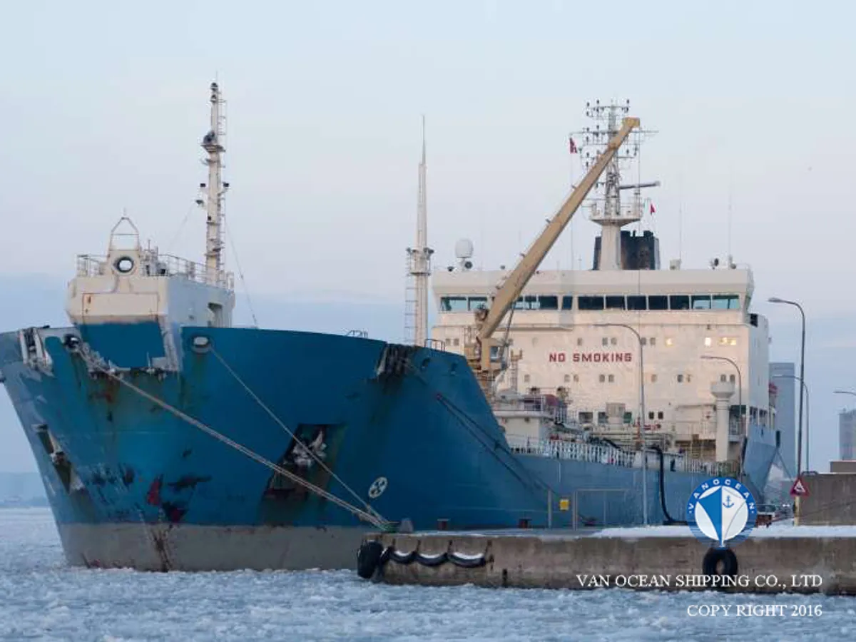 Kapal tanker minyak/bahan kimia kanggo didol